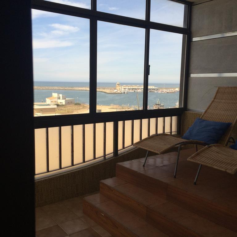 Em Frente A Praia E Marina ヴィラ・ド・コンデ エクステリア 写真